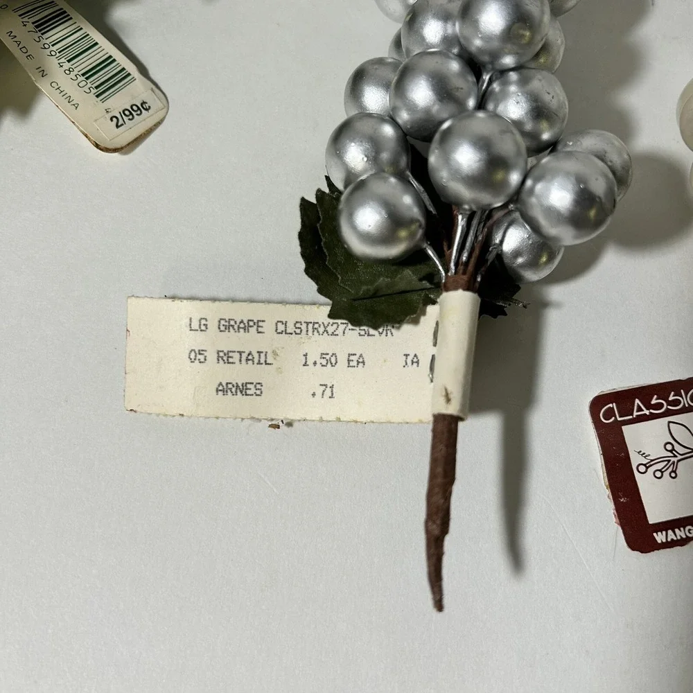 Lot of 8 Vintage Christmas Floral Stems Michaels Decor‎ Winter Holiday Greenery